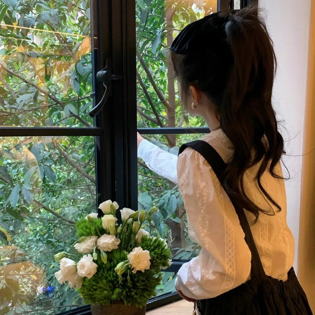 美女与纯情男